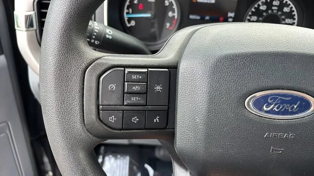 Used 2023  Ford XL image 22