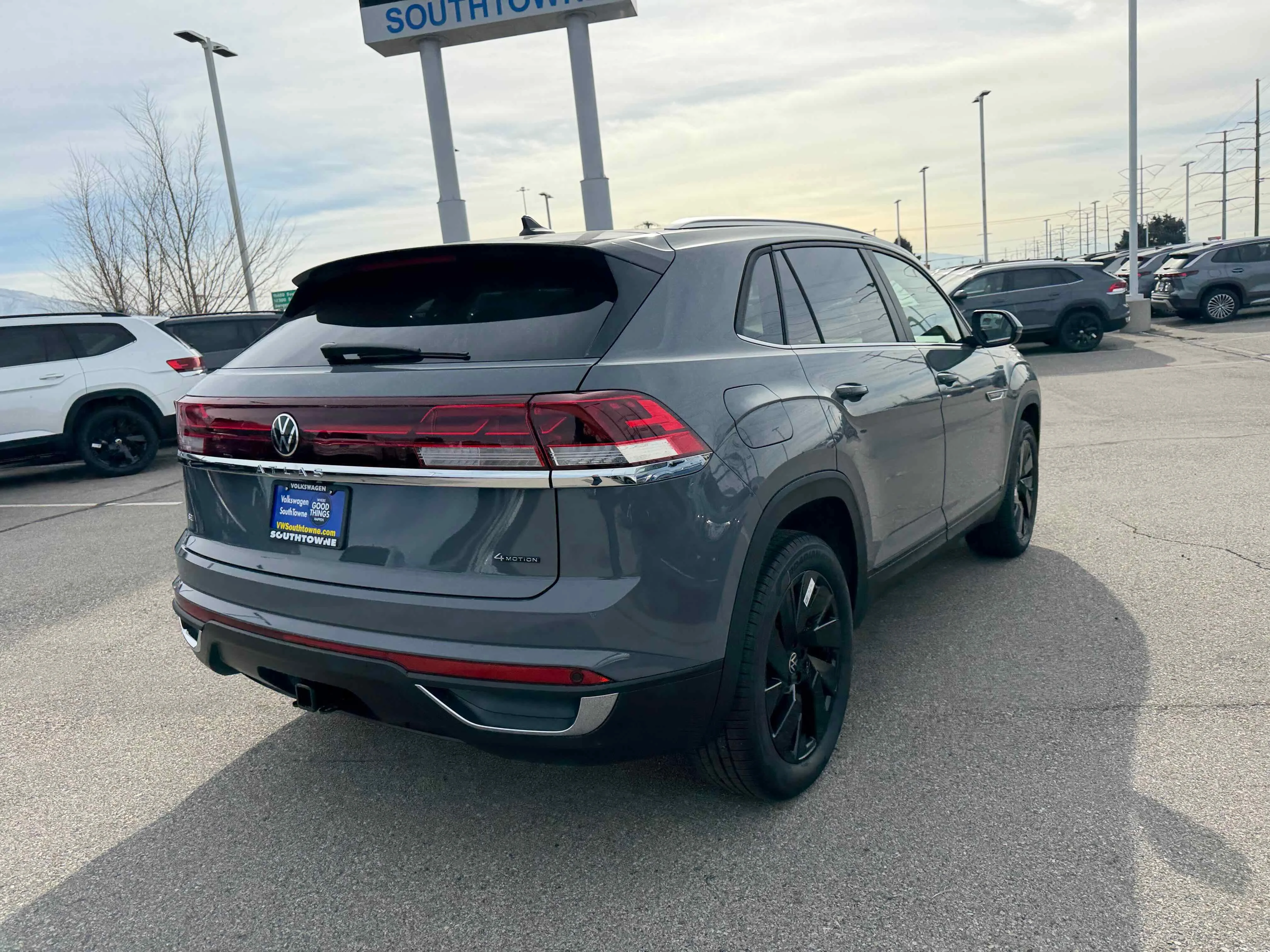 New 2026 Gray Volkswagen 2.0T SE w/Technology image 7