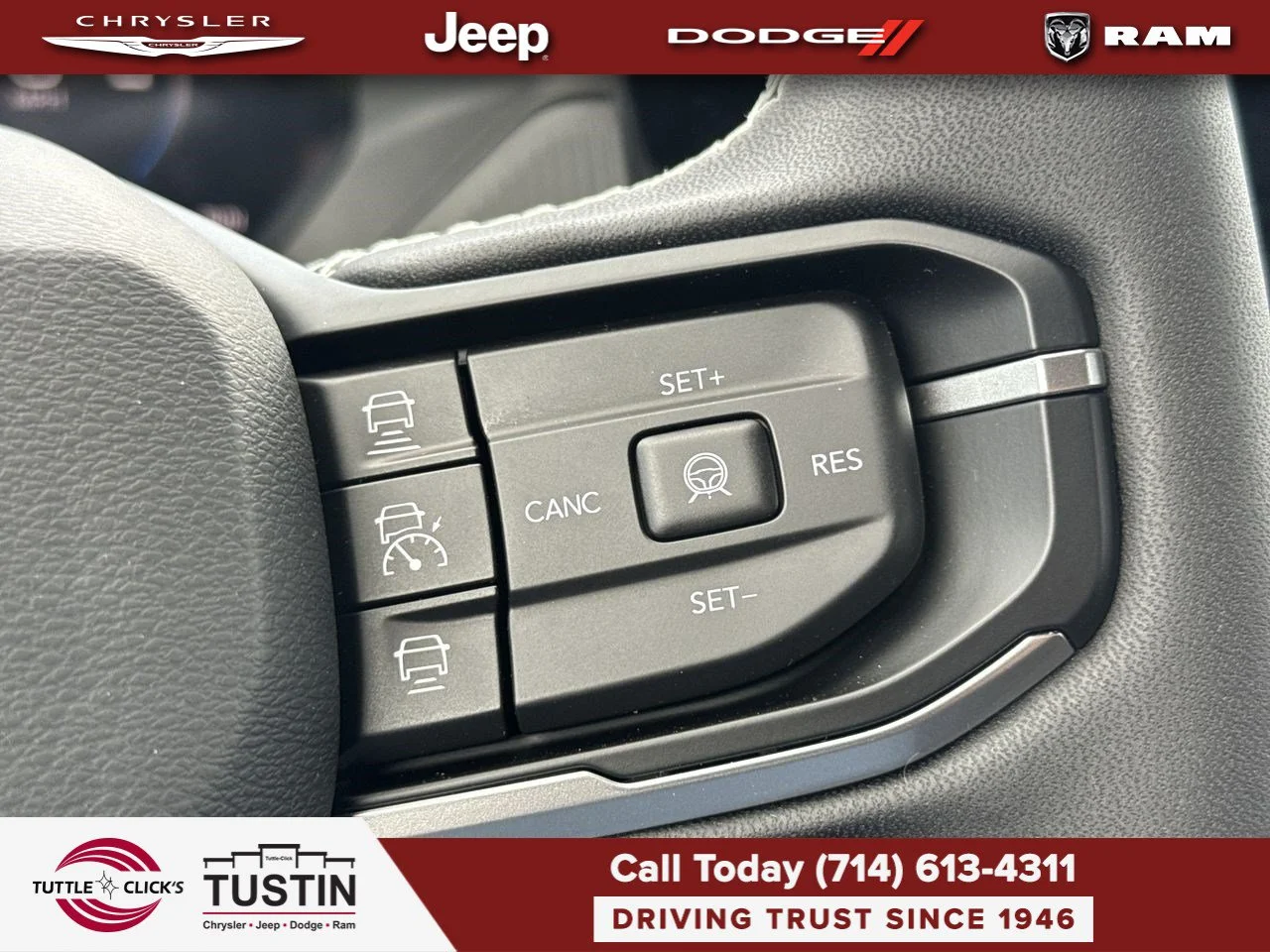New 2027 Sting-Gray Clearcoat Jeep Limited Altitude image 32