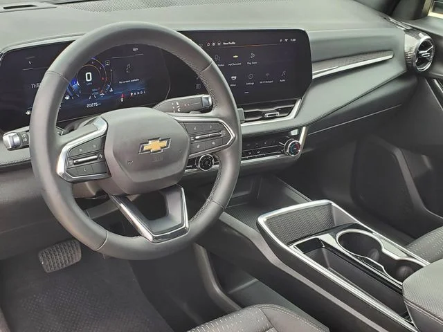 Used 2025 Gray Chevrolet LT image 11