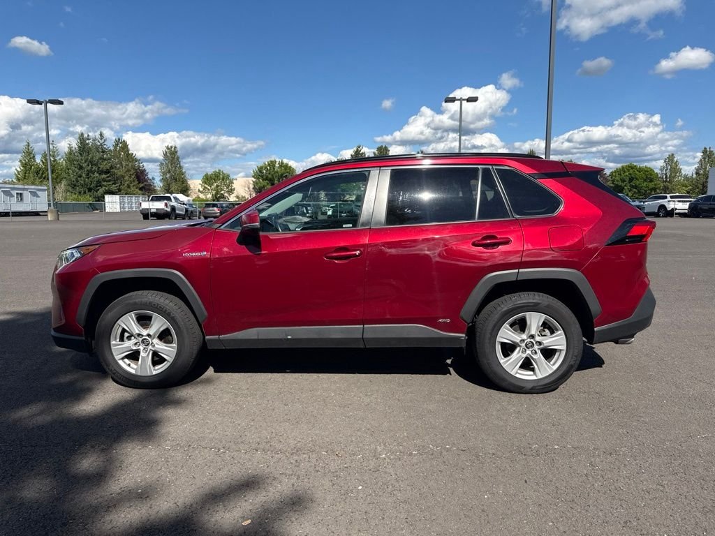 Used 2020 Ruby Flare Pearl Toyota XLE image 4