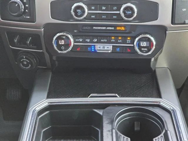 Used 2022 White Metallic Ford Platinum image 16