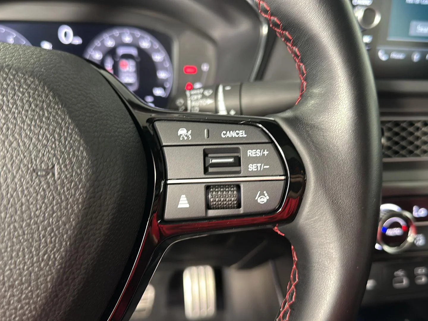 Used 2024 Liquid Carbon Metallic Acura w/Tech w/A-SPEC image 14