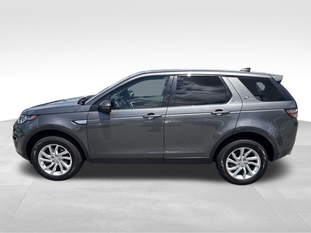 Used 2019 Gray Land Rover  image 2