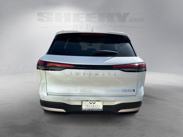 Used 2026 White INFINITI LUXE image 14