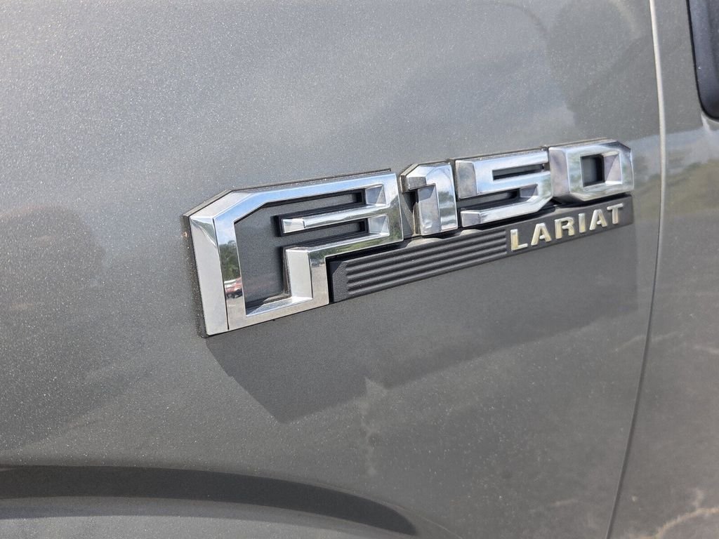 Used 2019 Green Ford Lariat image 15