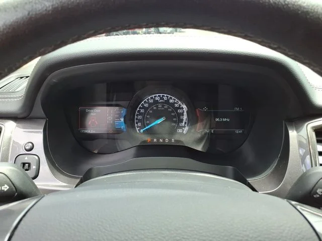 Used 2019 Silver Ford Lariat image 21