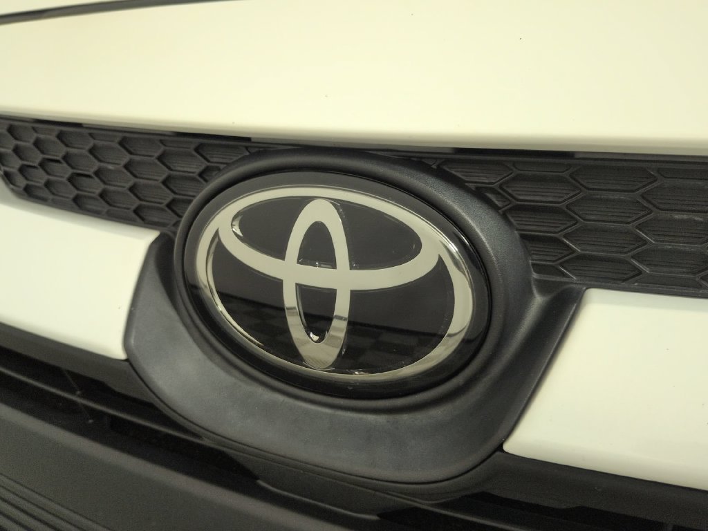 2024 Toyota Corolla LE - Photo 15