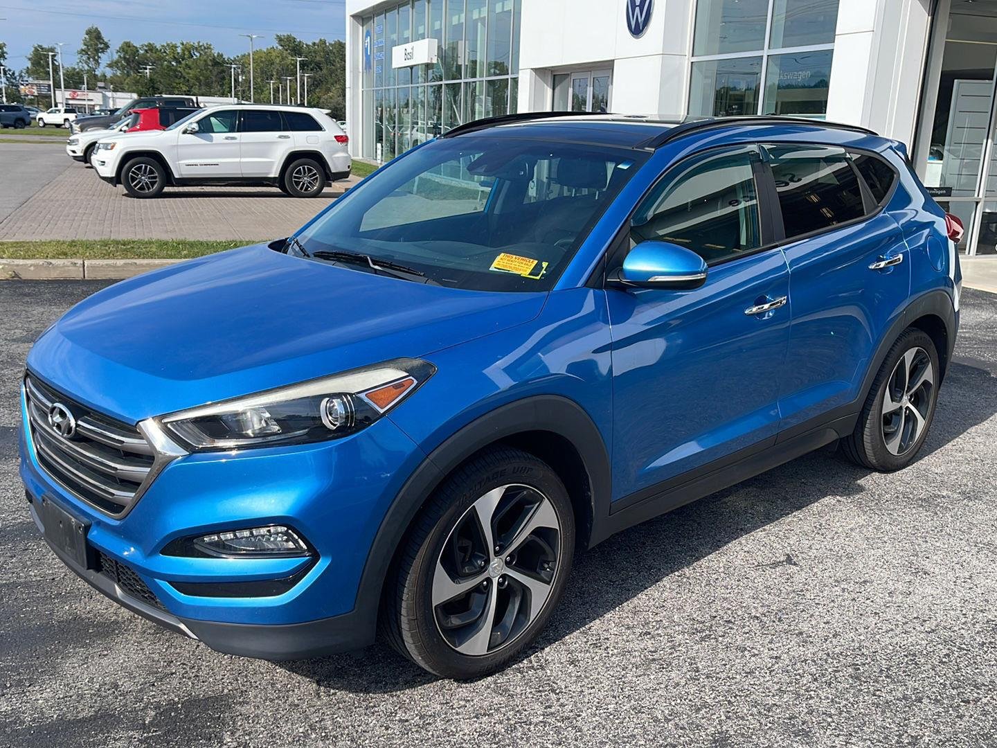 Used 2016 Caribbean Blue Hyundai Limited image 3
