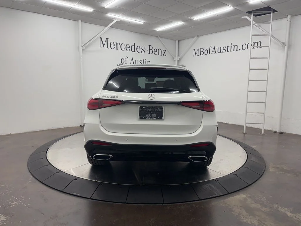 Used 2026 White Mercedes-Benz GLC 300 image 6