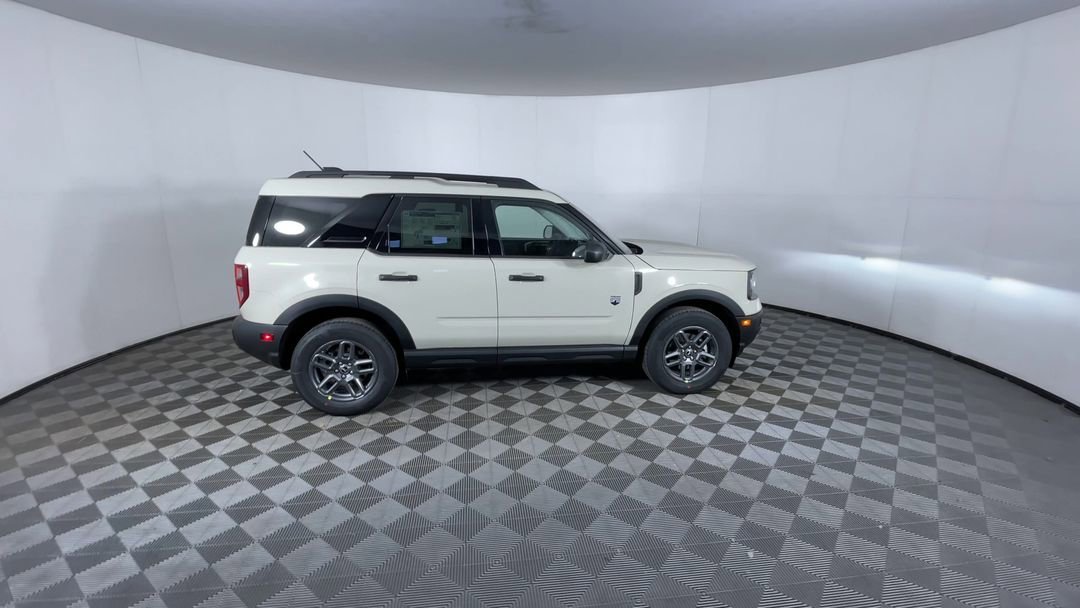 New 2025 Desert Sand Ford Big Bend image 9
