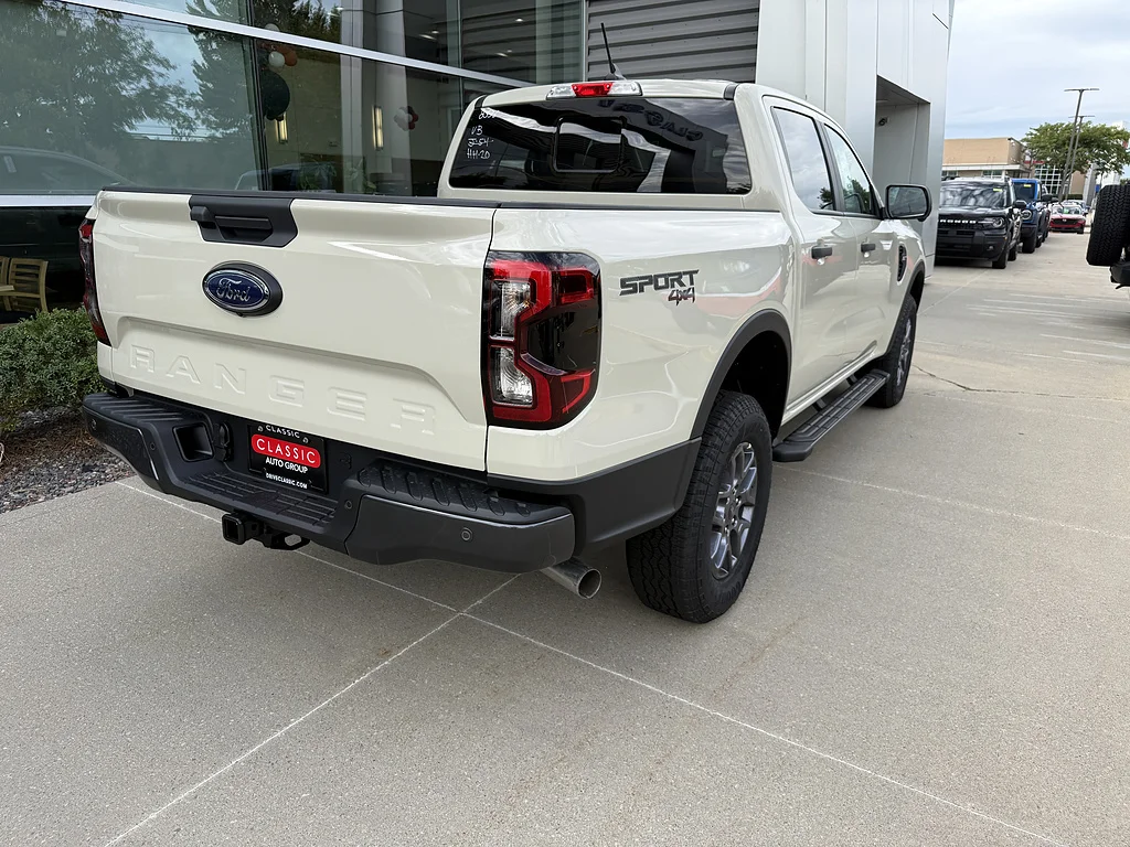 New 2026 Desert Sand Ford XLT image 3