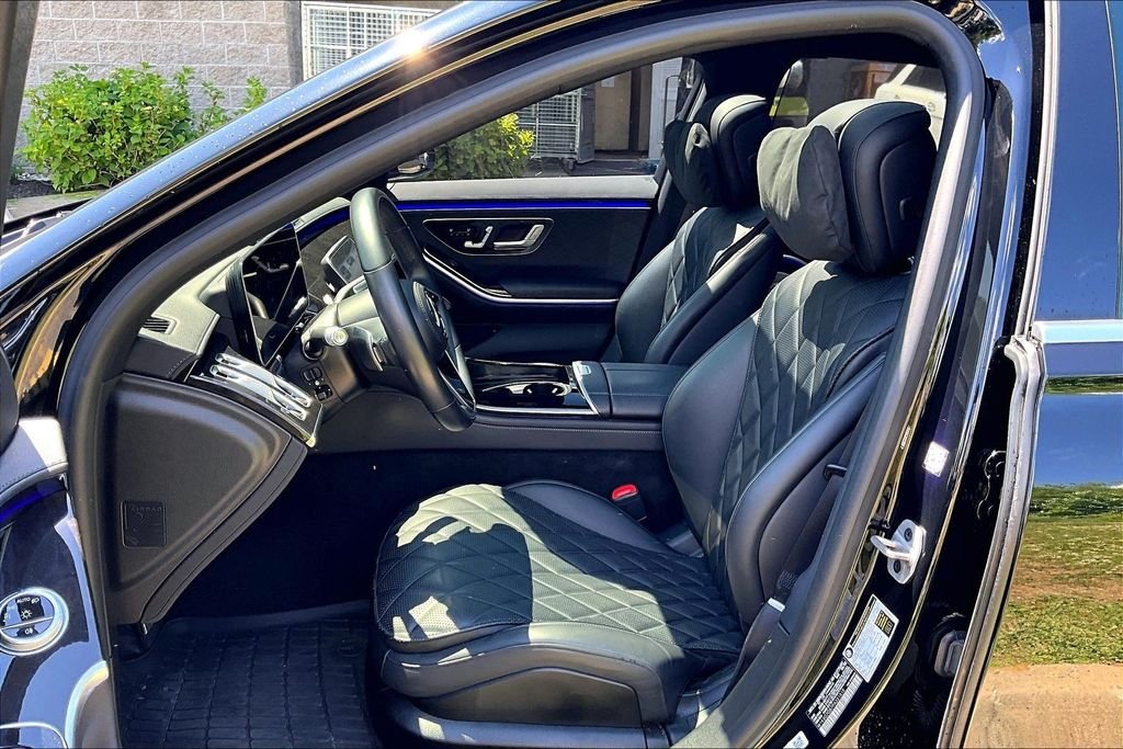 Certified Used 2023 Black Mercedes-Benz S 580 image 27