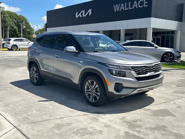 Used 2023 Gray Kia LX image 4
