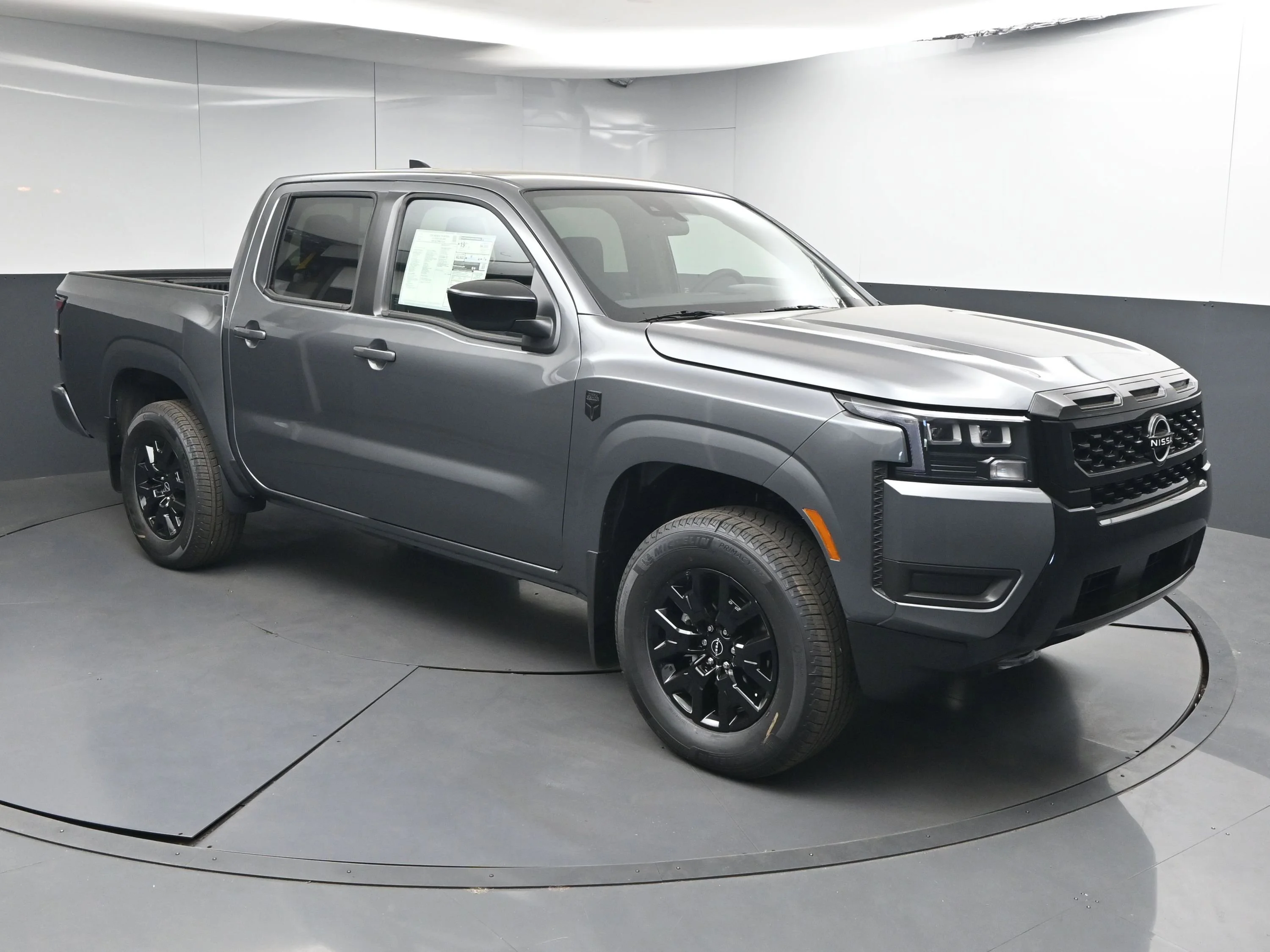 2026 Nissan Frontier SV Crew Cab 4X4 SWB's photo