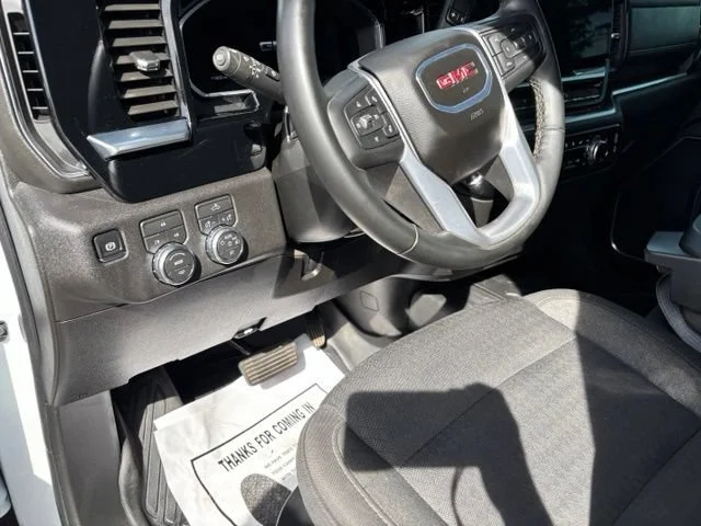 Certified Used 2026 Summit White GMC SLE image 14