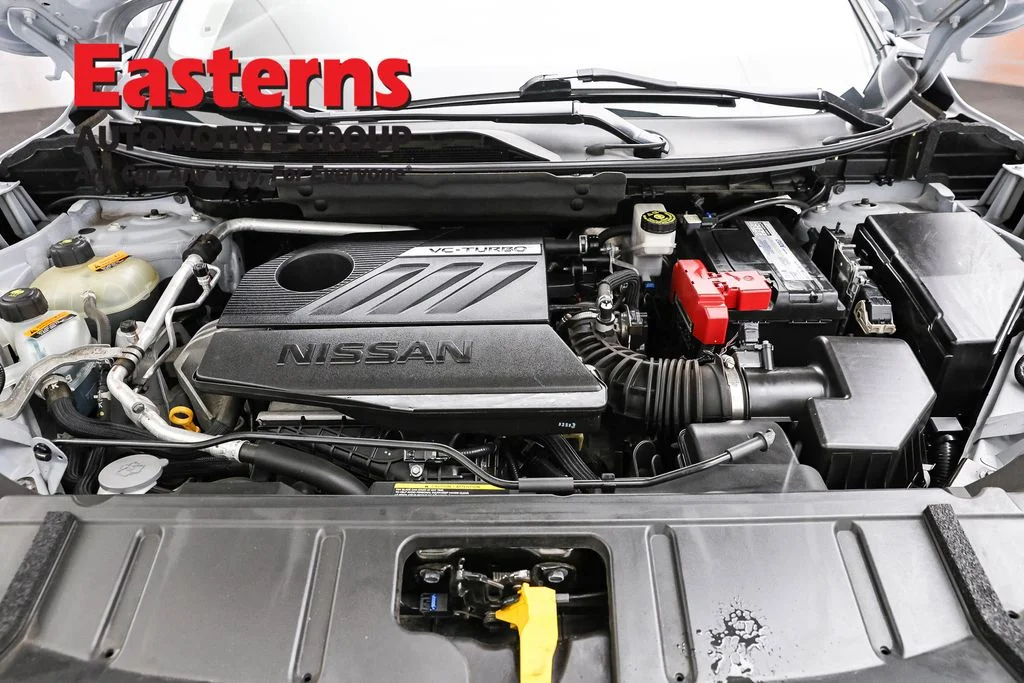 Used 2023 Gray Nissan SL image 7