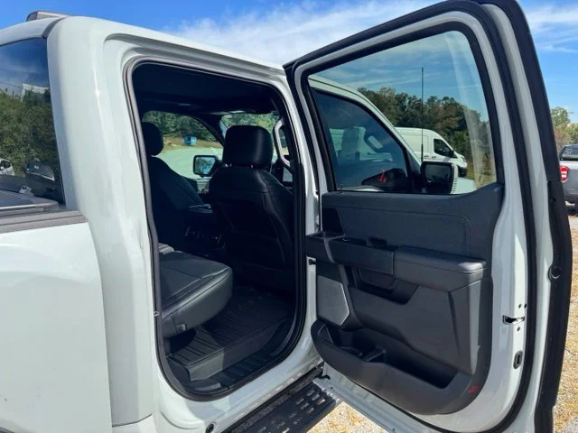 Used 2023 White Ford Raptor image 14