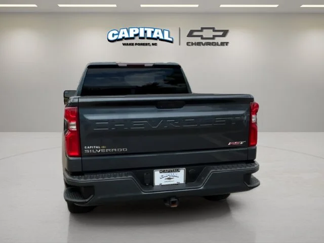 Used 2019 Gray Chevrolet RST image 4