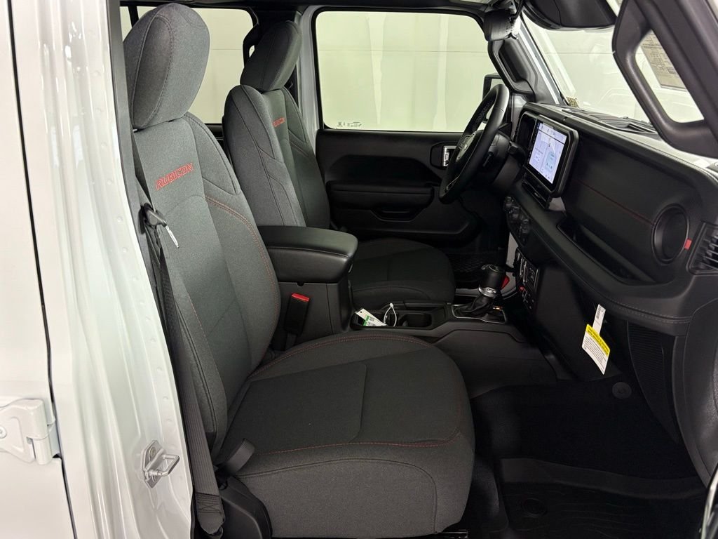 New 2026 Bright White Clearcoat Jeep Rubicon image 42