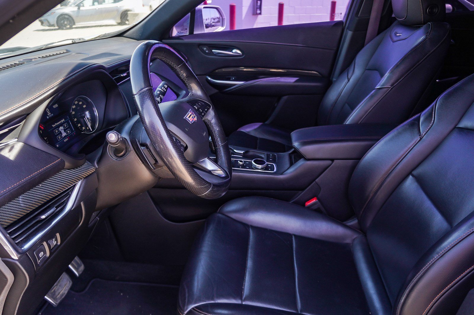 Used 2019 Radiant Silver Metallic Cadillac FWD Sport image 18