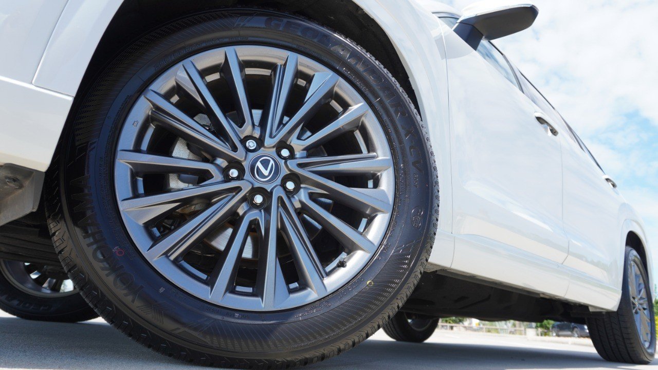 Certified Used 2024 White Lexus TX 350 image 12
