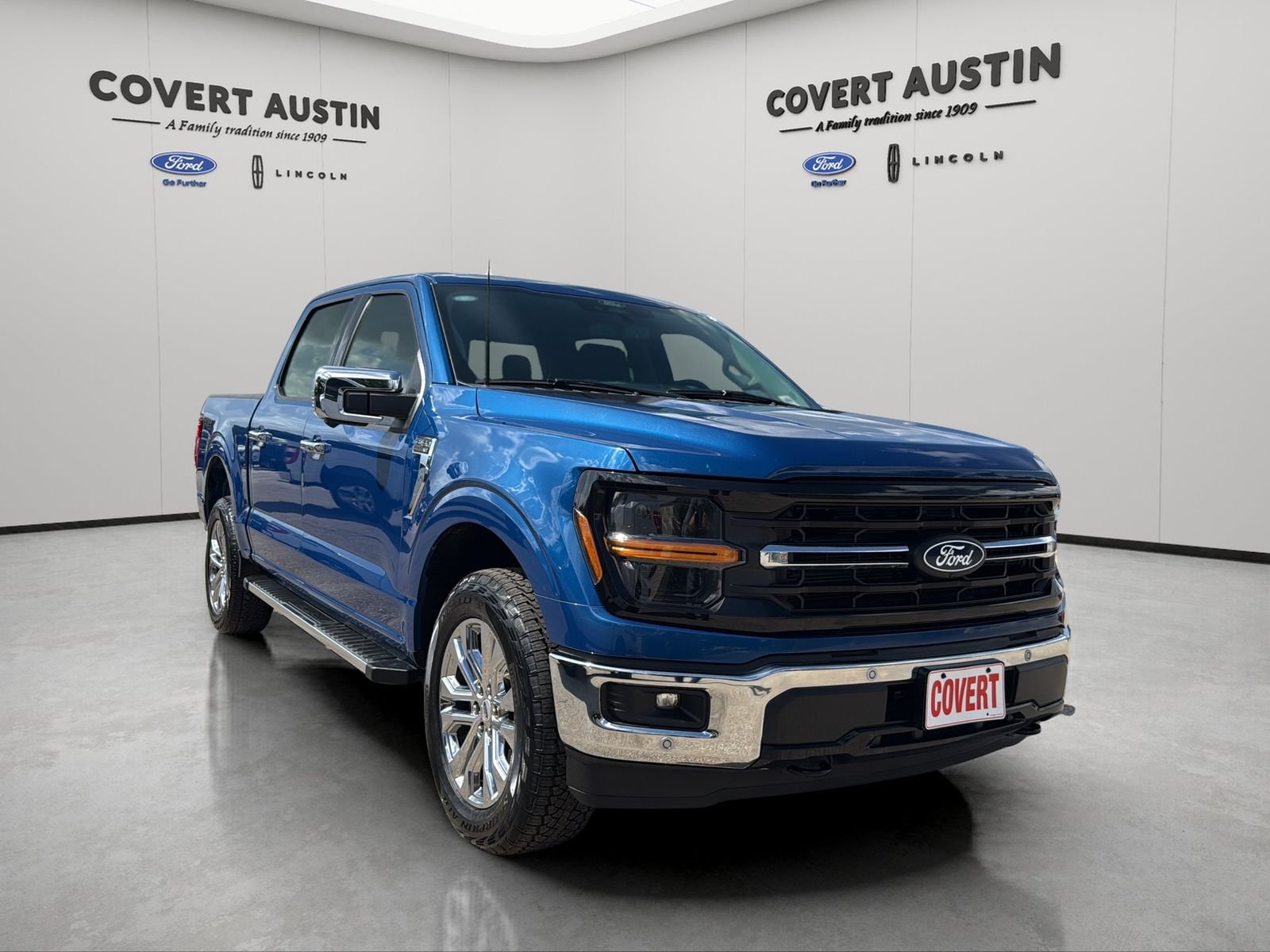 Used 2024 Blue Ford XLT image 7