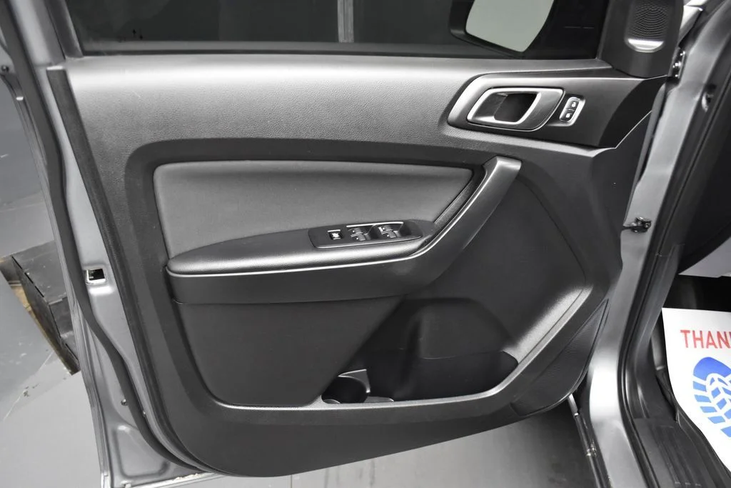 Used 2021 Gray Metallic Ford XLT image 19