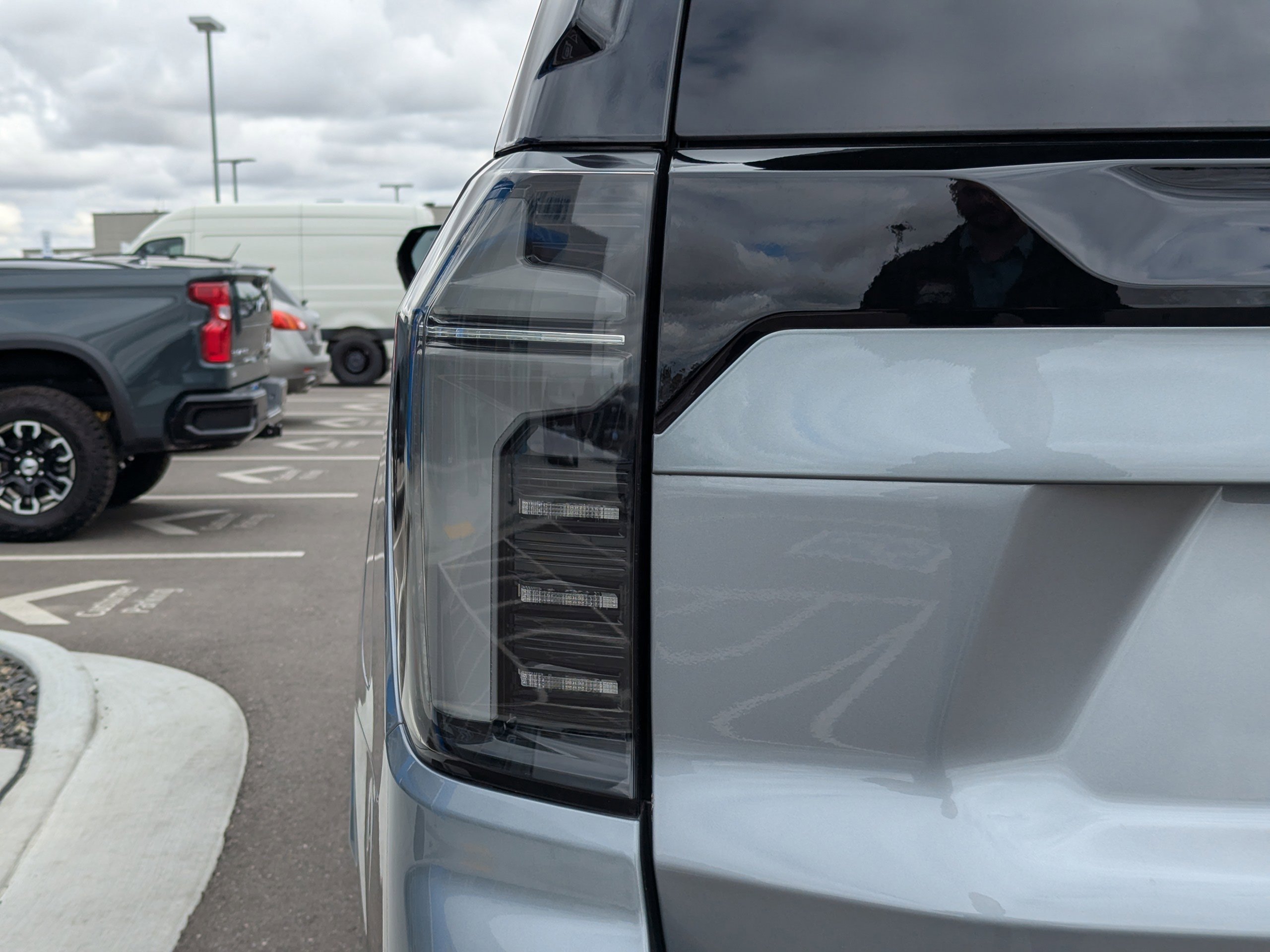 2025 Chevrolet Suburban Premier - Photo 48