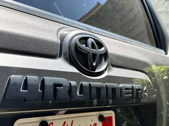 Used 2022 Magnetic Gray Metallic Toyota SR5 Premium image 5