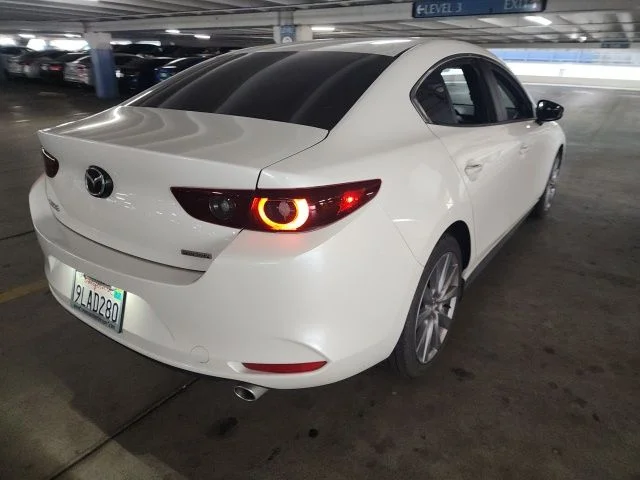Certified Used 2024 White Mazda 2.5 S Preferred Package image 3
