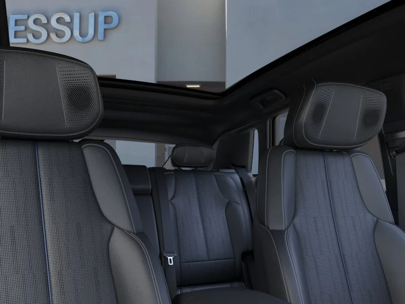 2026 Cadillac LYRIQ V - Photo 24