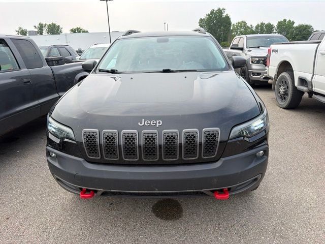 Used 2020 Jeep Cherokee Trailhawk with VIN 1C4PJMBX8LD573433 for sale in Standish, MI
