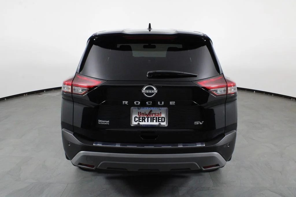 2022 Nissan Rogue SV - Photo 11