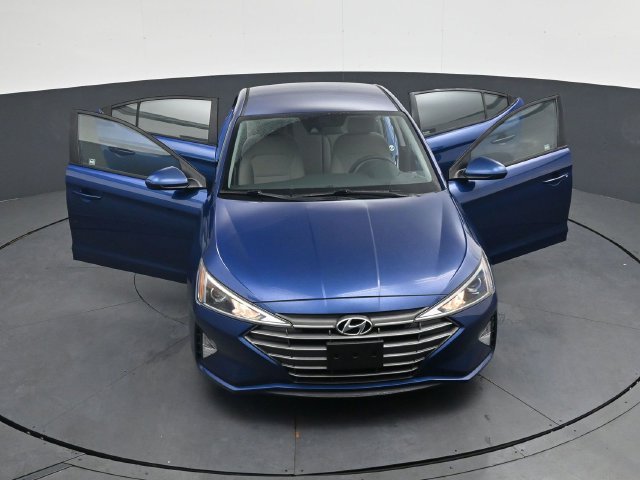Used 2020 Blue Hyundai SE image 39