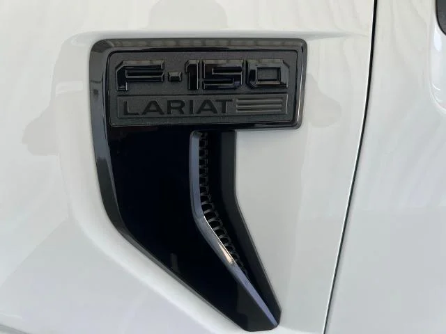 New 2025 Oxford White Ford Lariat® image 61