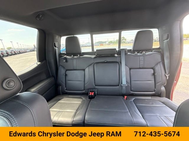 Used 2019 Red Chevrolet High Country image 20