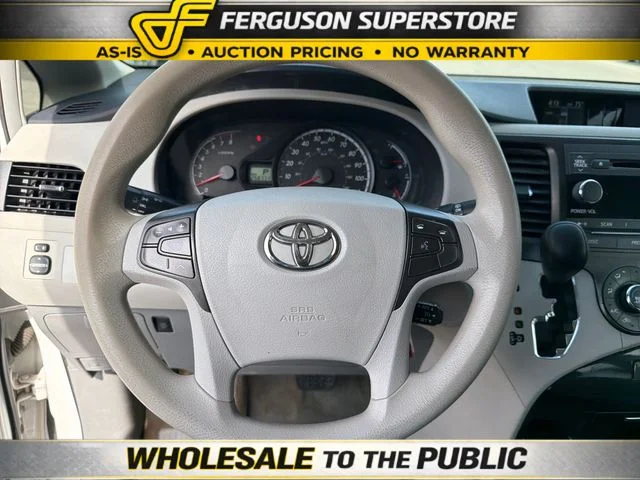 Used 2012 White Toyota LE image 10