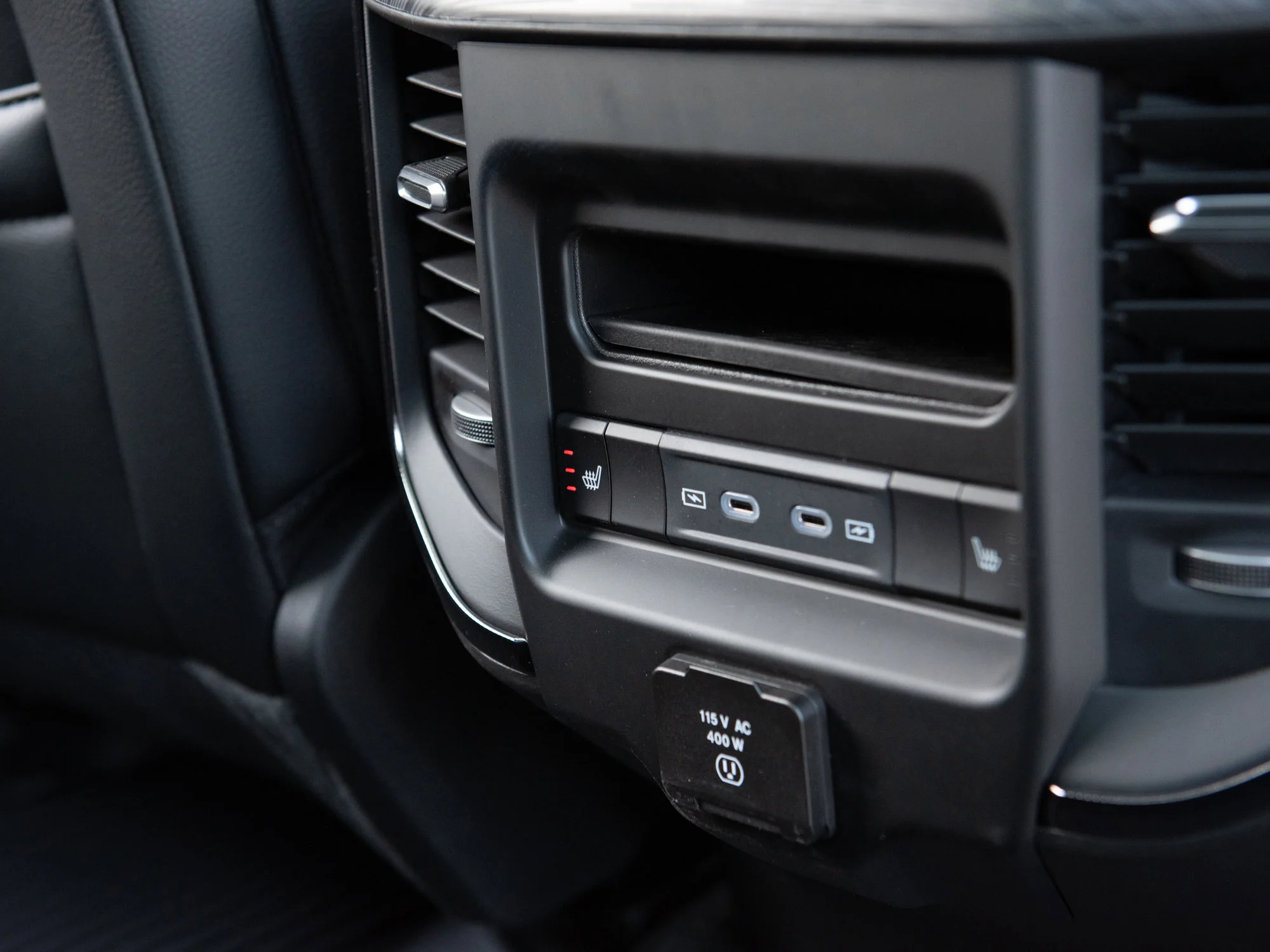 New 2026 Black RAM Sport* image 23