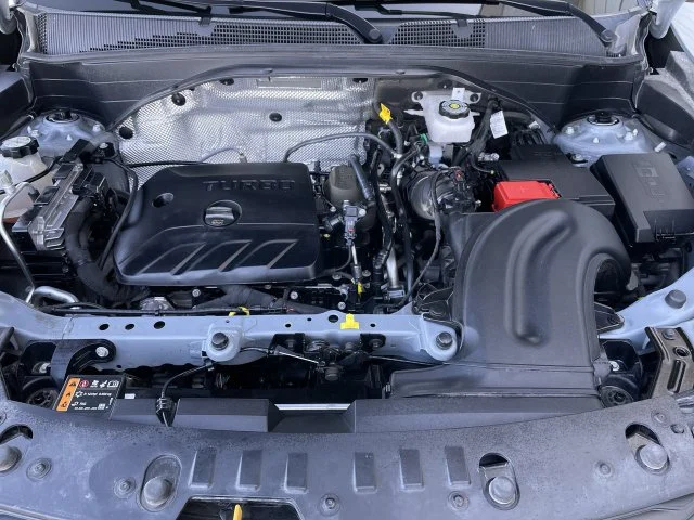 Used 2025 Gray Chevrolet LT image 26