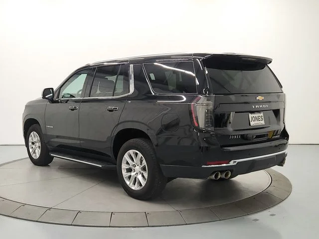 Used 2025 Black Chevrolet Premier image 5