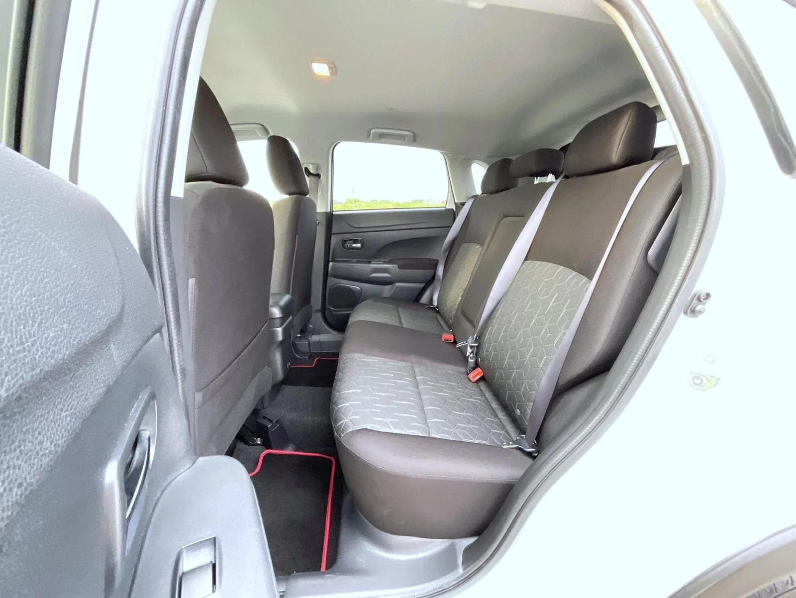 Used 2024 White Mitsubishi RALLIART image 19