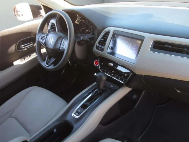 Used 2019 Lunar Silver Metallic Honda EX image 10