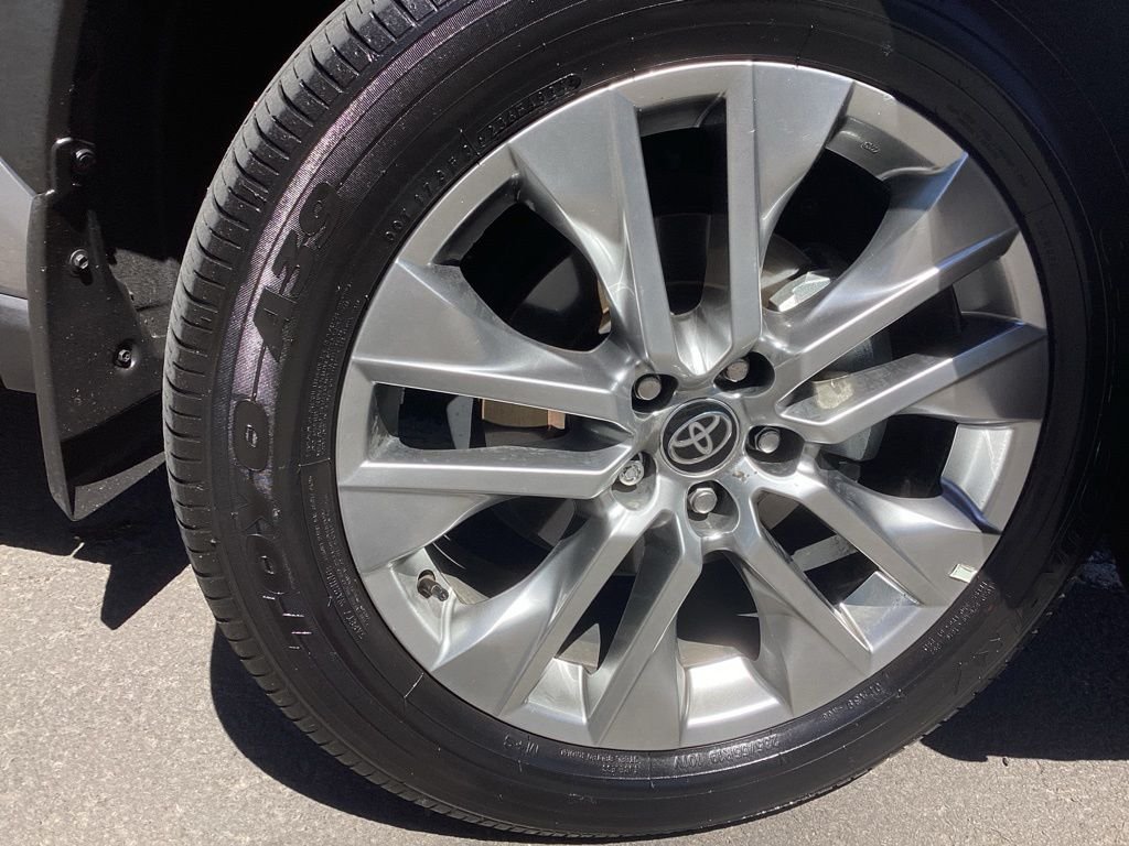 Certified Used 2025 Silver Toyota XLE Premium image 7
