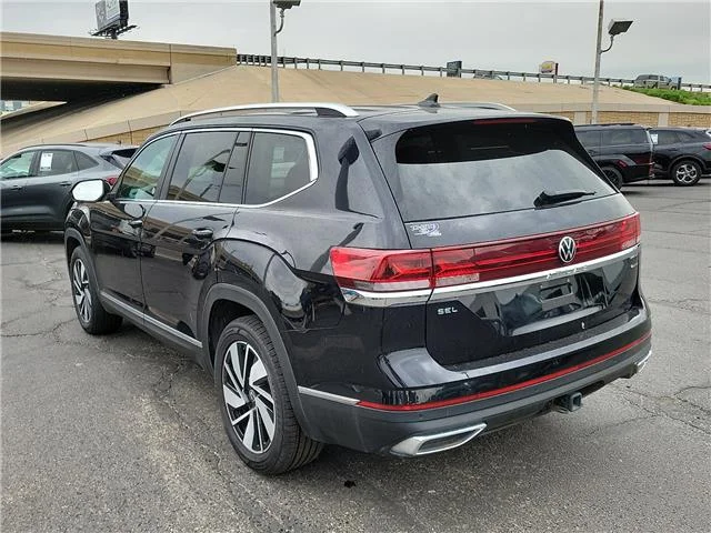 Used 2025 Deep Black Pearl Volkswagen 2.0T SEL All-Wheel Drive 4MOTION image 2