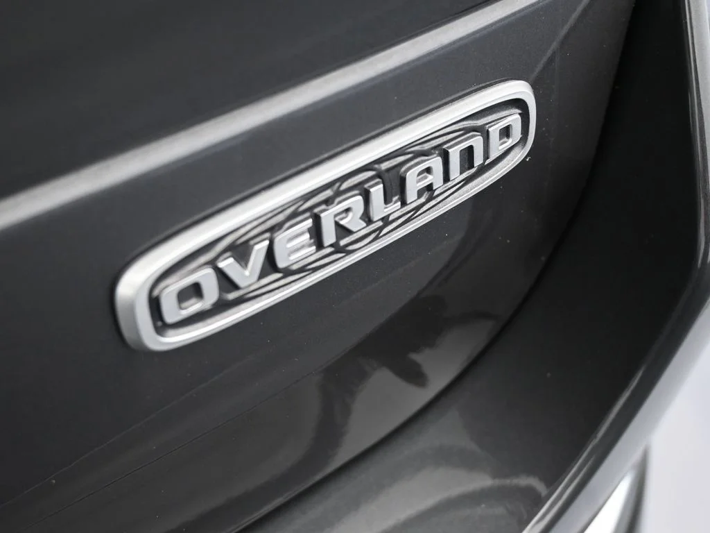 Used 2024 Baltic Gray Metallic Clearcoat Jeep Overland image 44