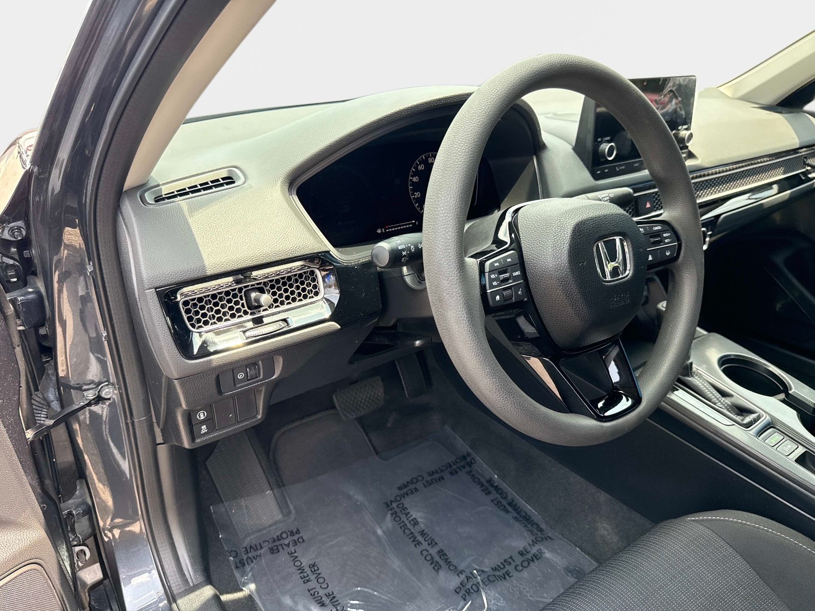 Used 2023 Meteorite Gray Metallic Honda LX image 17
