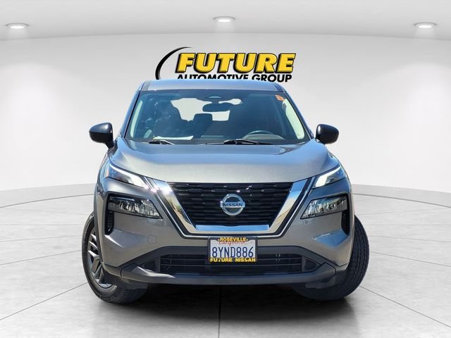Used 2021 Gray Nissan S image 2