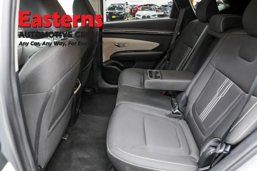 Used 2023 Silver Hyundai SEL image 21