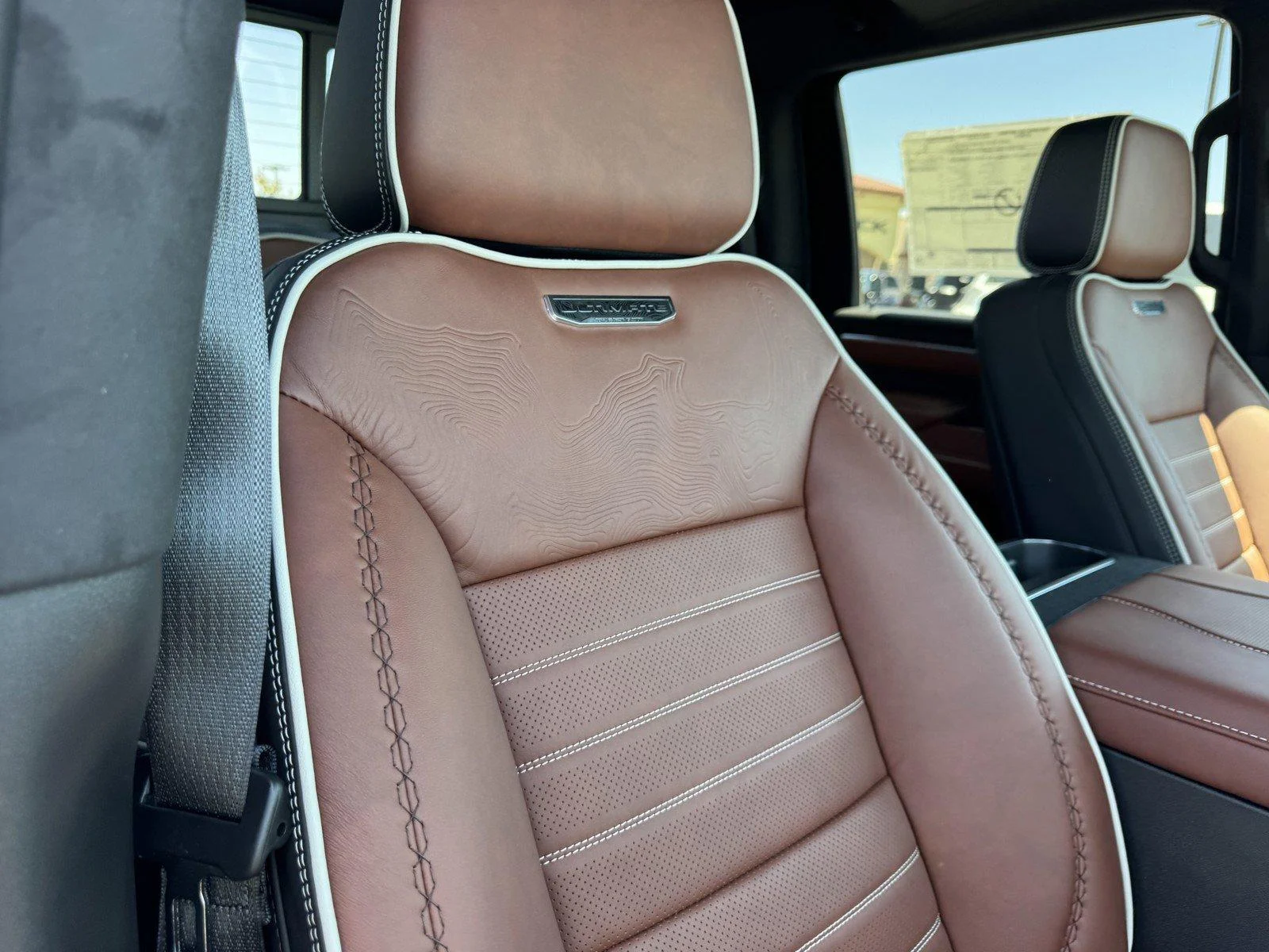 New 2026 Titanium Rush Metallic GMC Denali Ultimate image 9